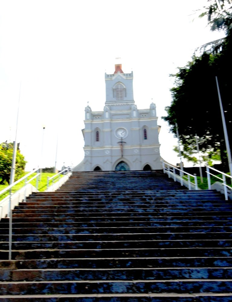 Eathagama, Kalutara, Sri Lanka by Senanayaka Bandara