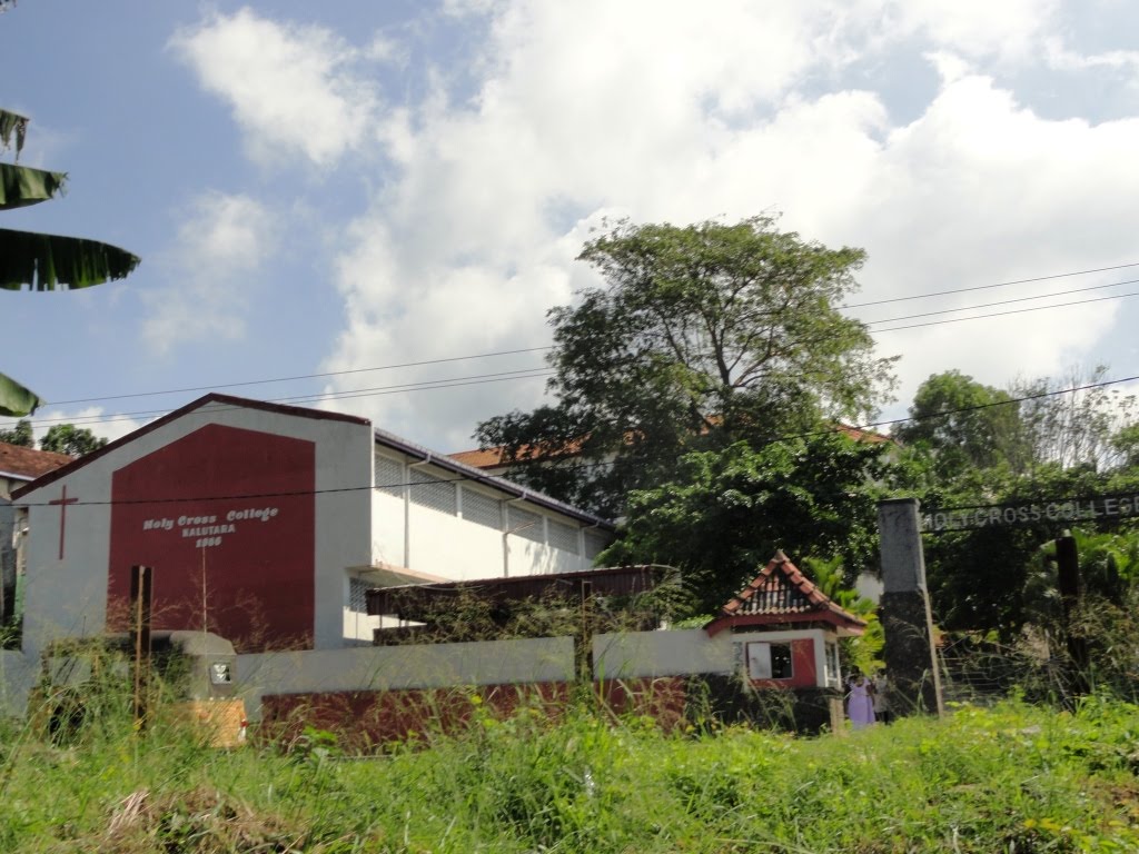 Eathagama, Kalutara, Sri Lanka by Senanayaka Bandara