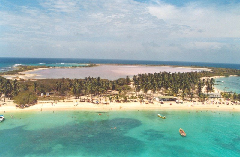 Vista aérea de Cayo Sal. by José M Fraíno