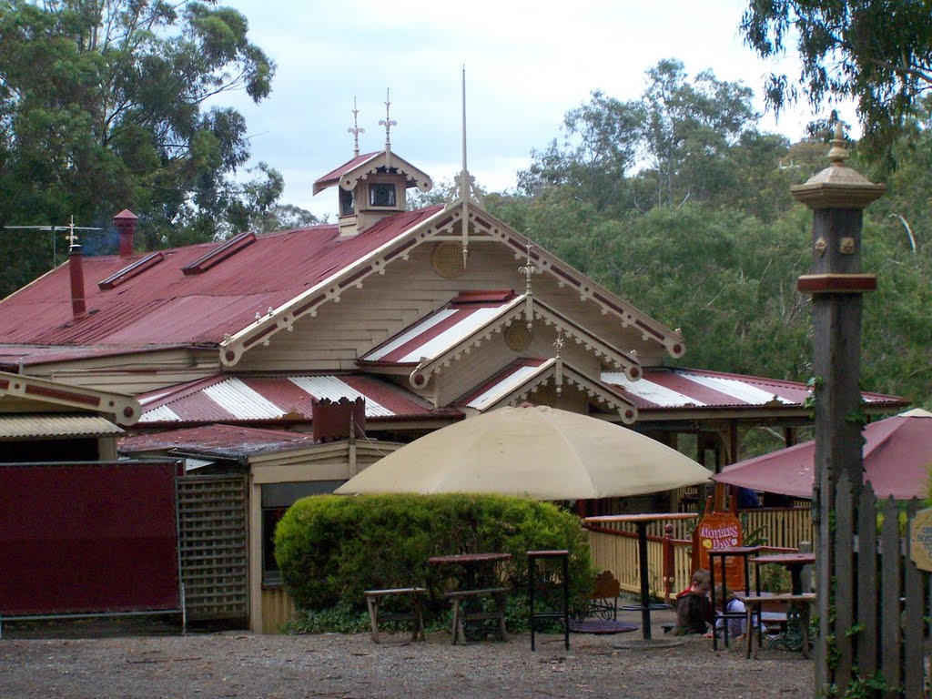 Fairfield Boat House by Mr Heritage