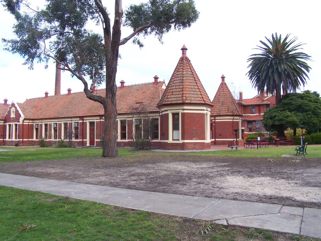 Former Fairfield infectious Diseases Hospital by Mr Heritage