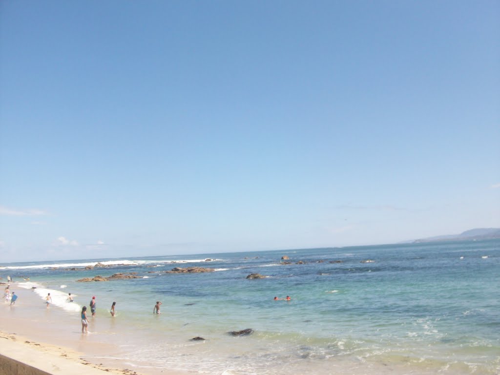 Playa El Pejerrey. Algarrobo Chile V Región by Ignacio Paredes