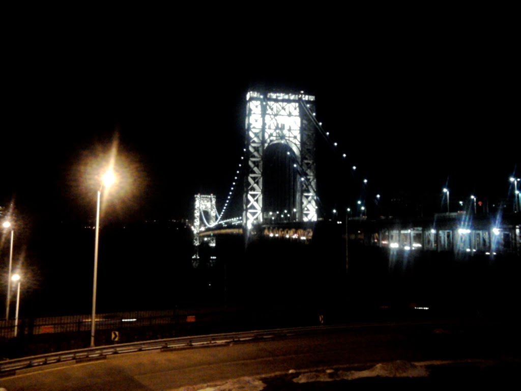 The towers of the George Washington Bridge lighting up at night (happens a few times a year) by Ibrahym23333