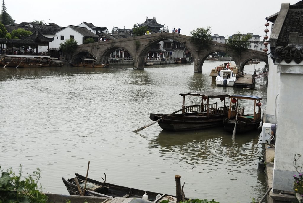 Zhujiajiao by Koss.jp