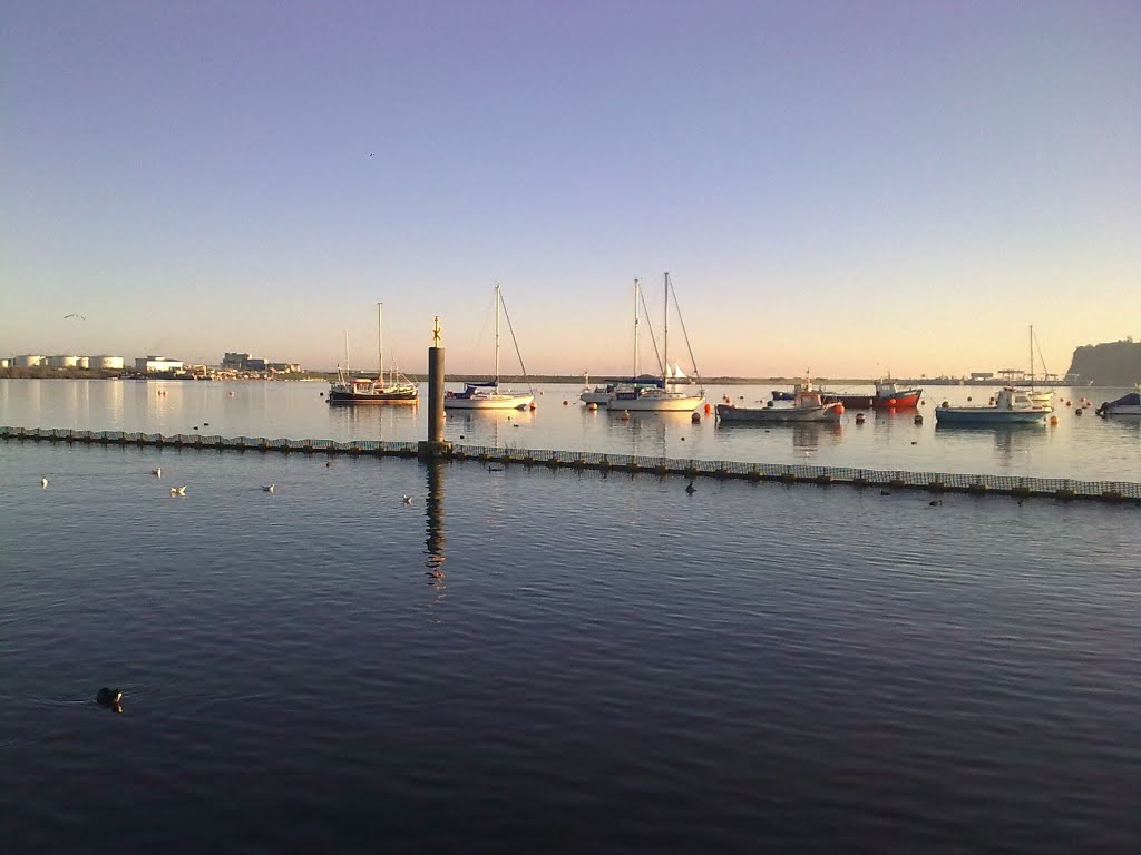 Winter afternoon Cardiff Bay by david thomas