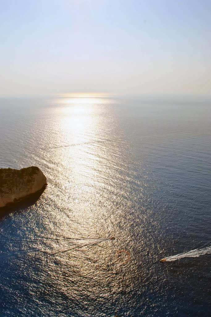 Smugglers Cove (Navagio) by ovidiu anca