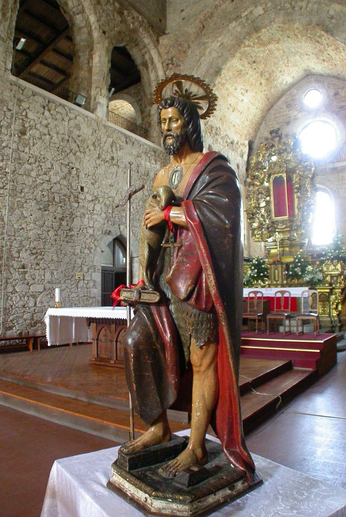 Statua di S. Giovanni Battista titolare della chiesa abbaziale florense (ex oratorio di S. Giovanni Battista e di Tutti i Profeti by LTW.it