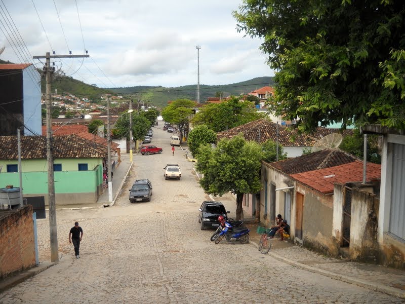 CARAÍ-MG: Rua José Vicente Coimbra 2010 by PEDRO PAULO