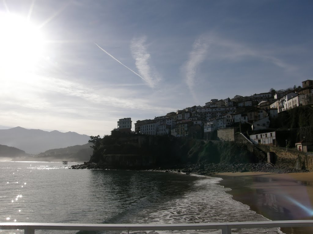 Casas desde la playa. Lastres. COLUNGA., by Fernando Fernandez J…