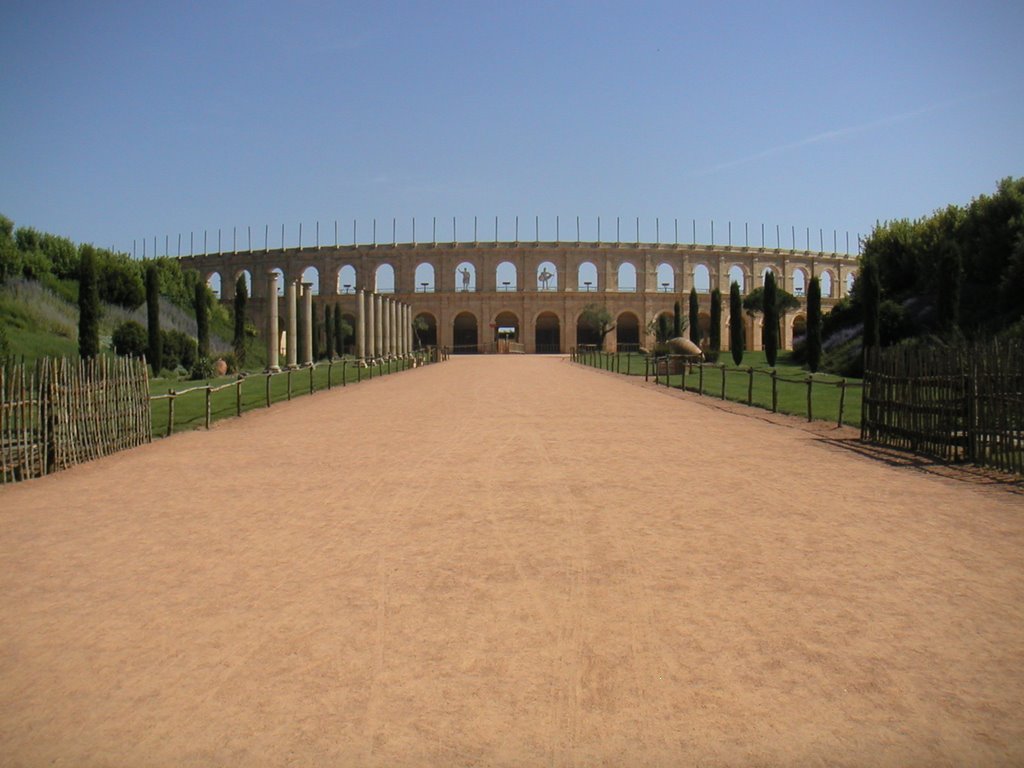 Entrée des arènes by David TIMILLERO