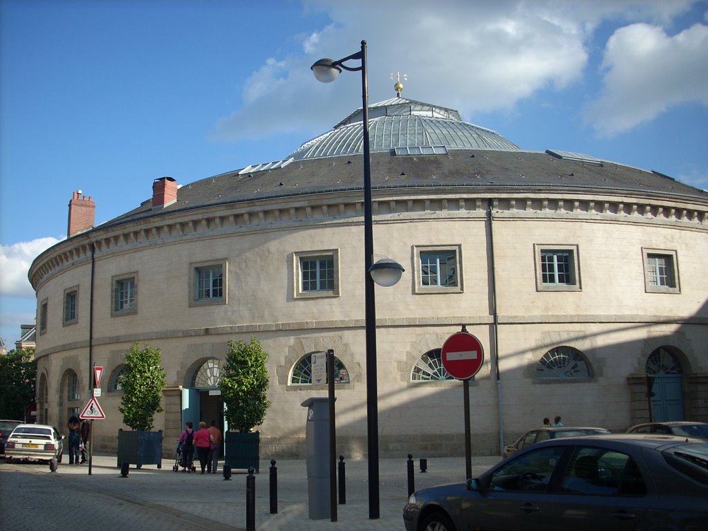 Alençon : la Halle au Blé by Veroushka