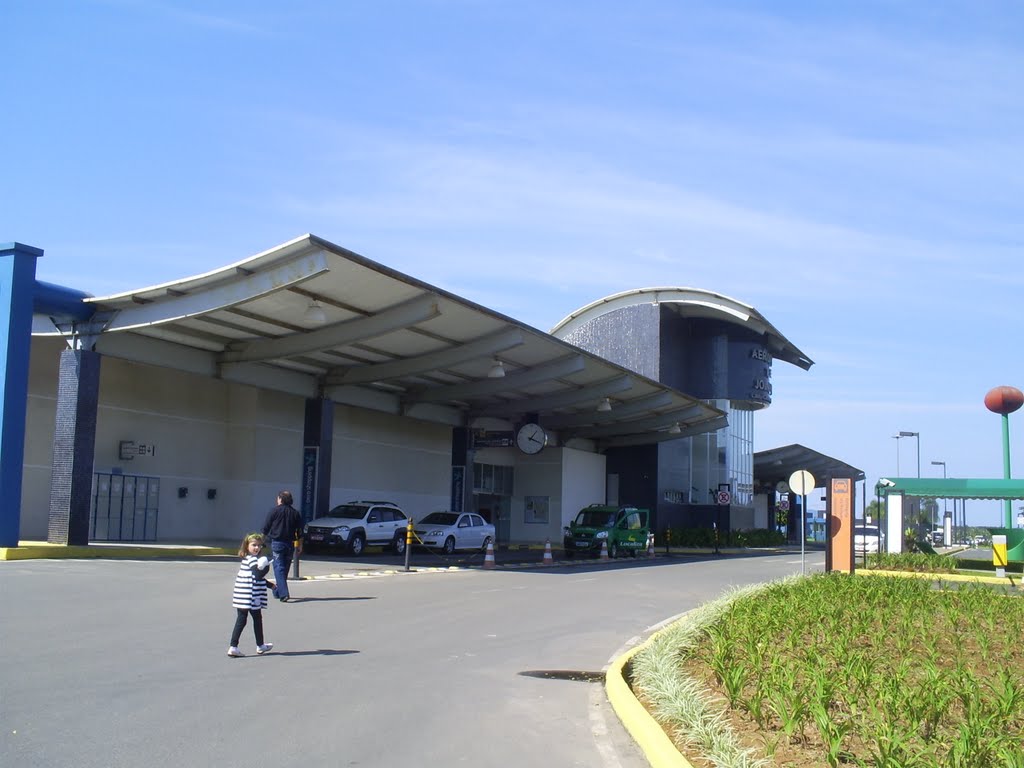 AEROPORTO DE JOINVILLE -SC by Cilmara G M