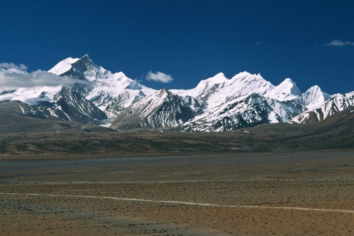 View from Lalung La I by Dirk Jenrich