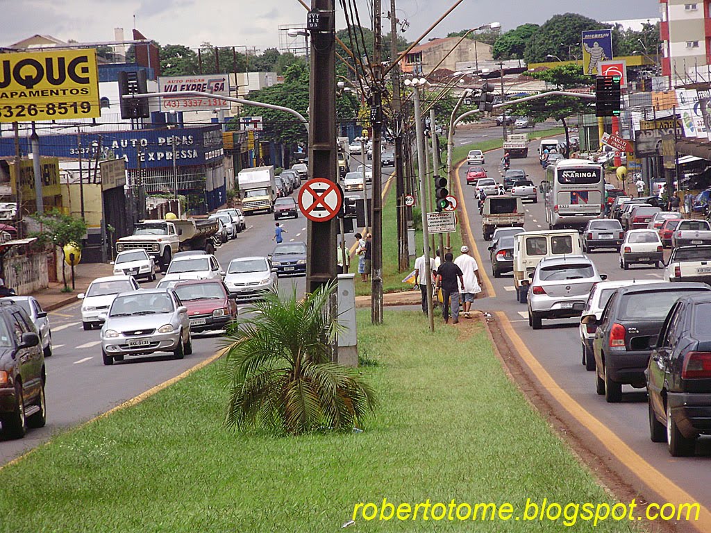 AVENIDA DEZ DE DEZEMBRO FORA DO HORÁRIO DE PICO - LONDRINA by ROBERTO TOMÉ 2