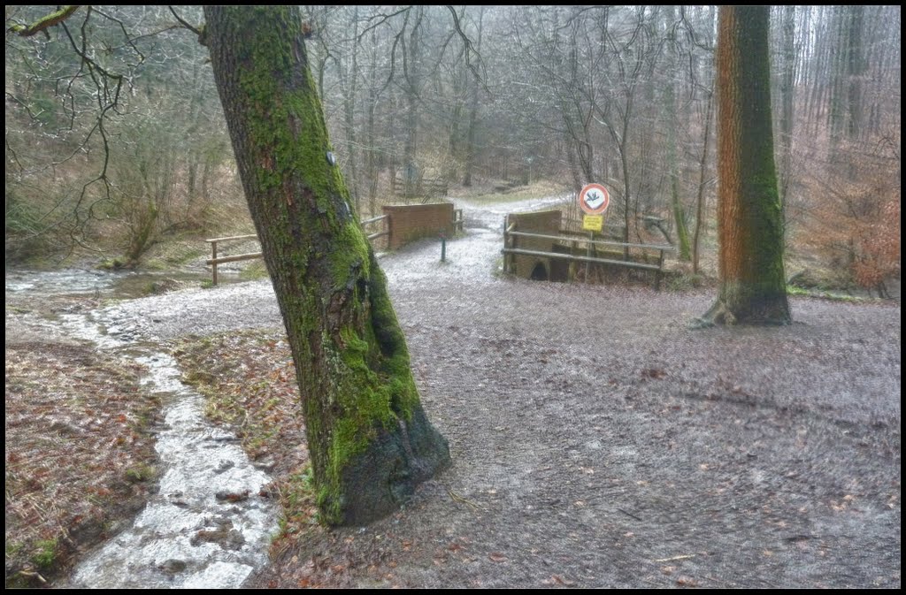 Das Bergische Land an und für sich, kann über den Mangel an Wasser nicht klagen by pillboxs