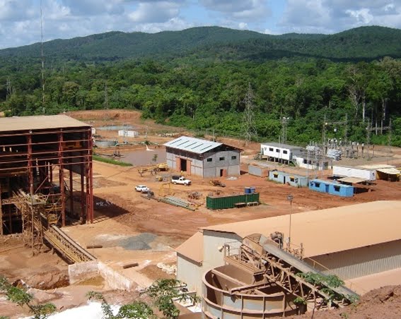 Planta Industrial PMG en Mina El Chocó El Callao by JUAN ALFREDO RUIZ CO…