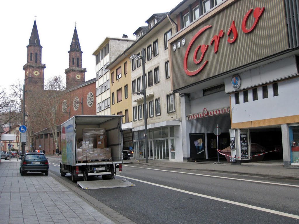 Ehemaliges Filmtheater Corso und Ludwigskirche by Andreas-Müller