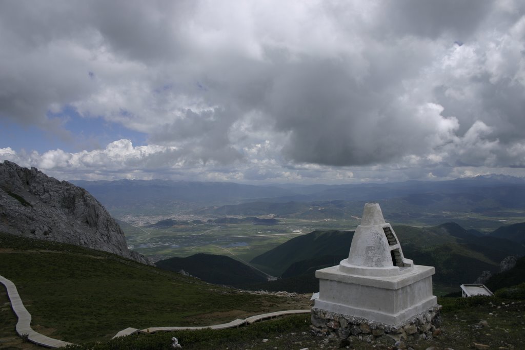 石卡雪山 海拔4400m (Shika Mountain) by jiminbeijing