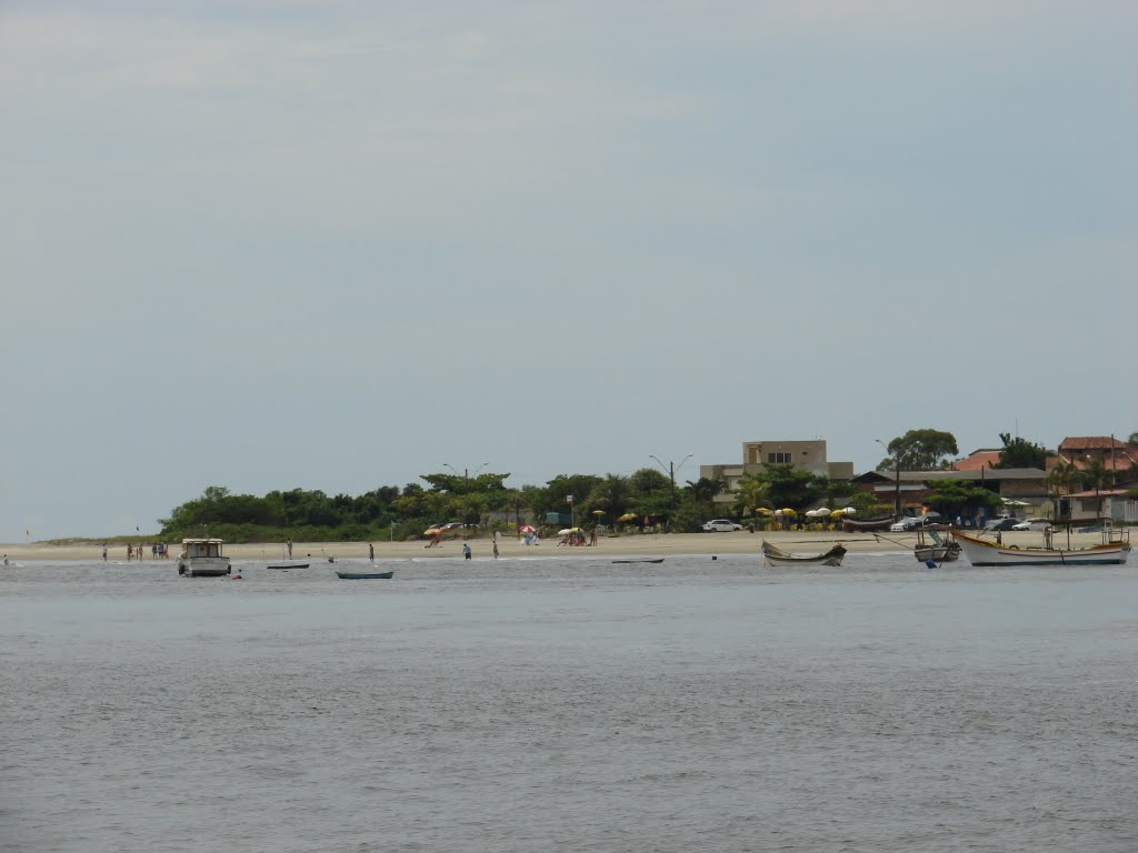 Praia Guaratuba PR by Antonio Pelegrino