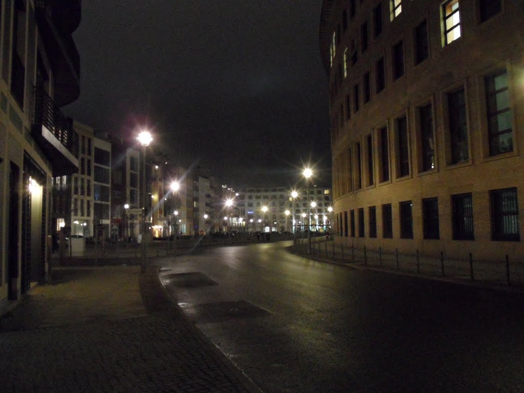 Kurstraße zwischen Alter Leipziger Straße und Kleiner Jägerstraße - Blick nach Norden by Ingolf Berger