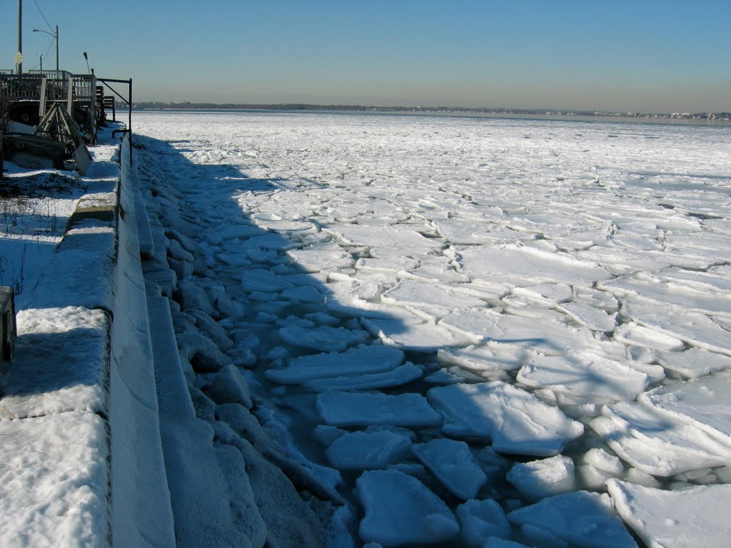 Winter 2009, Looking across Quincy Bay by 20hansdiet