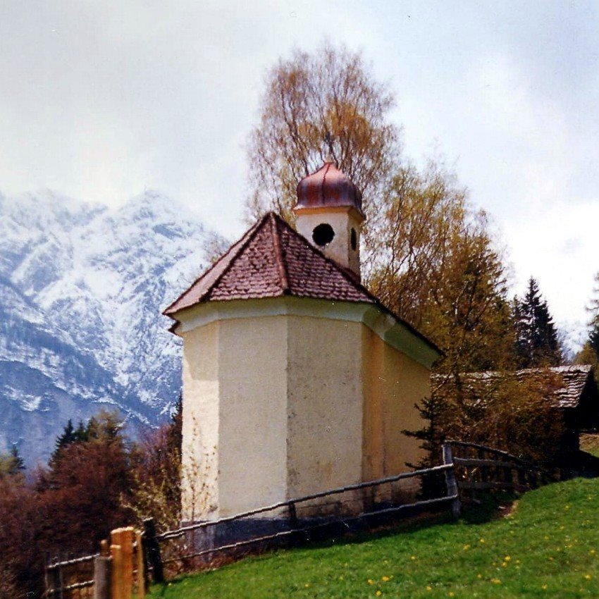 Kapelle auf der Reiteralm by Willem von Gennerich