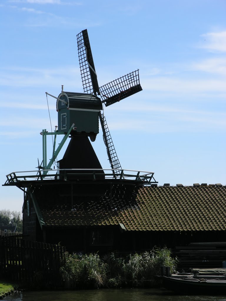 Zaandam Nederland - Het Klaverblad by Frans van Unen