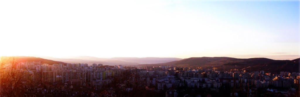 Manastur sunset panorama 2 by Labryplusz