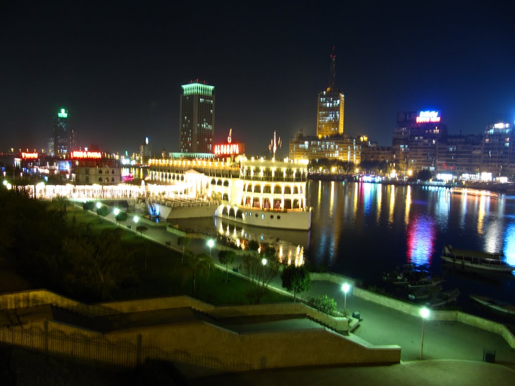 Cairo at Night by maiermo