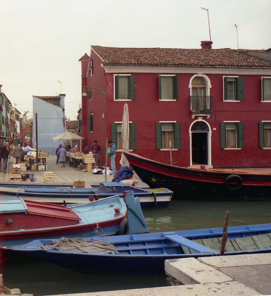 Burano, una magia di colori by Andrea Allasio