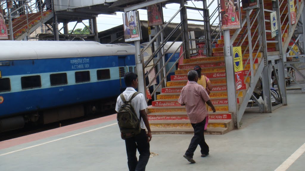 Trivandrum Central Rly Station by ritu.rmpt