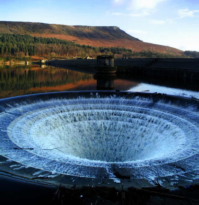 Ladybower Reservoir. by Bob McCraight