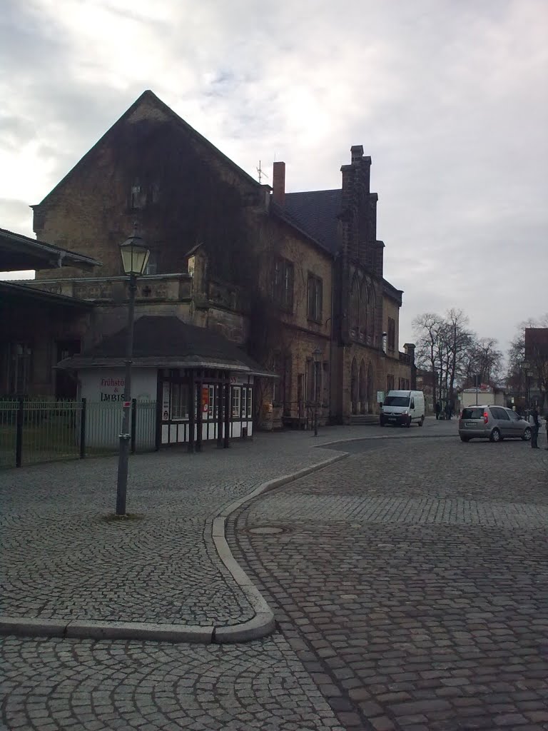 Quedlinburg Bahnhof by Rainer Denkinger