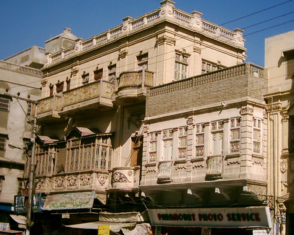 Market, Hyderabad, Pakistan by Mudassir Durrani