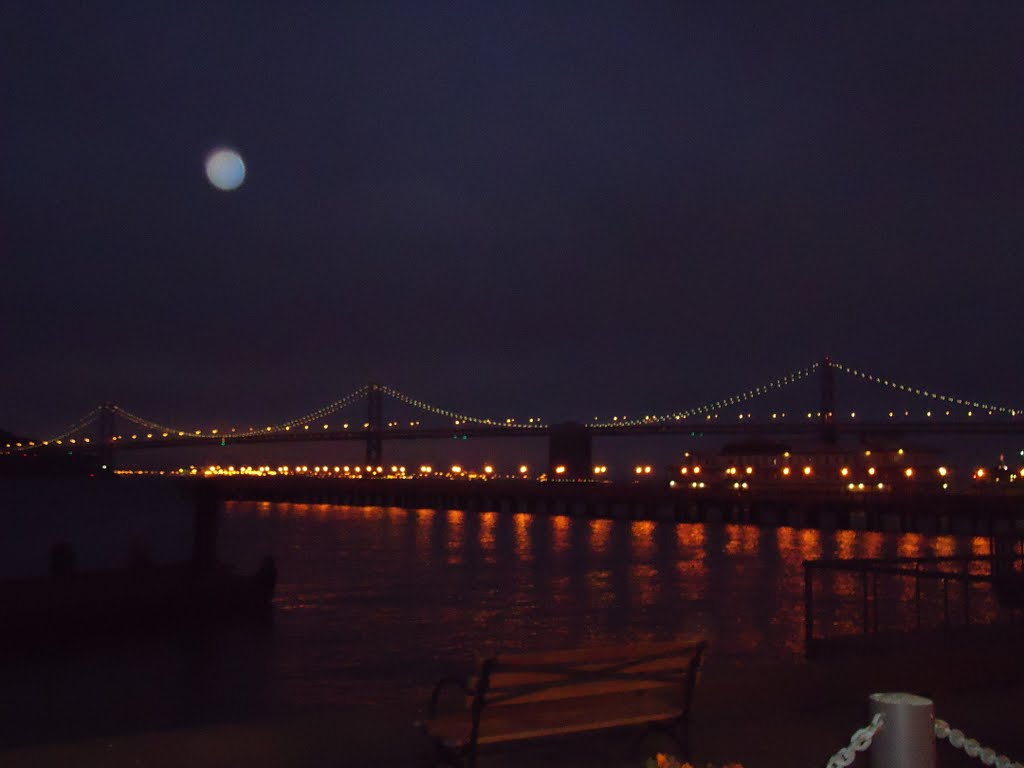 Bay Bridge by night by JoramW