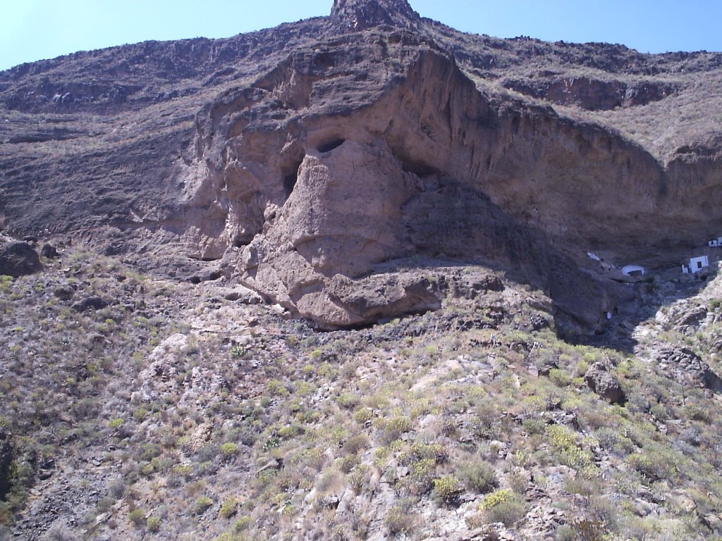 montaña de acusa seca y casas cueva by OCTAMILA