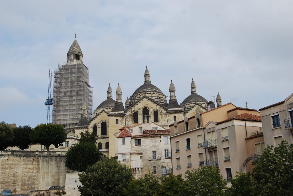 Cathédrale Saint-Front by sandrine87