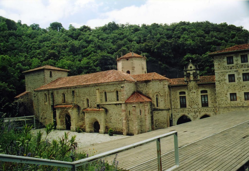 Monasterio de sto. toribio de liebana (cantabria) ® by Luis Alberto Fernánd…