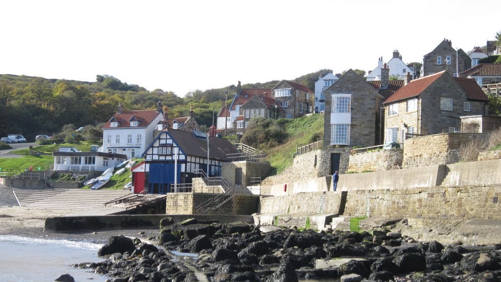 Runswick Bay 22-10-10 by Steve Bonham