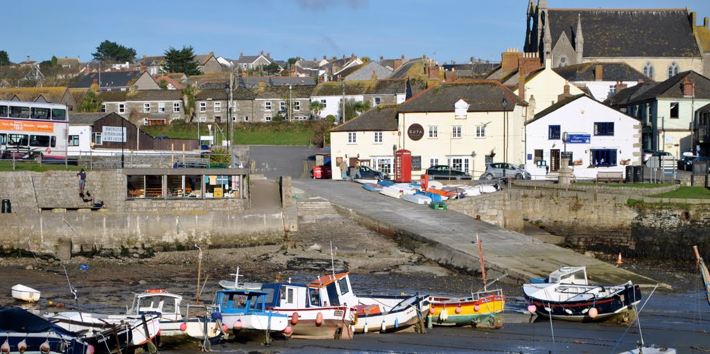 Porthleven Inner Harbour by cornish cowboy