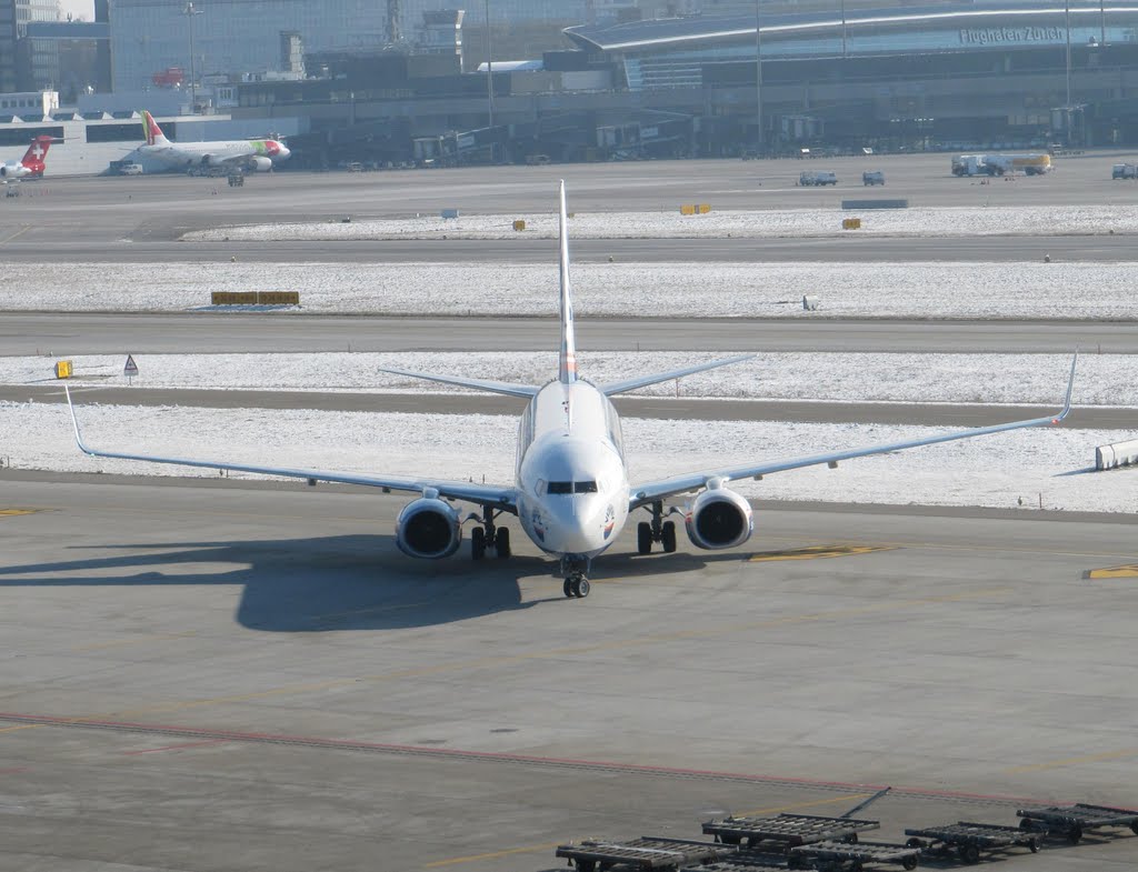 Boeing 737-800 von SunExpress (23.1.2011) by tramobar