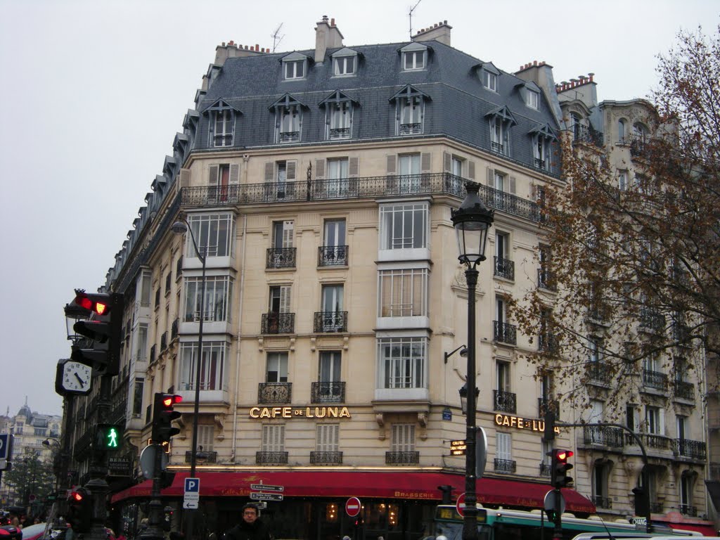 Place de Clichy by JP.GUYOMARD