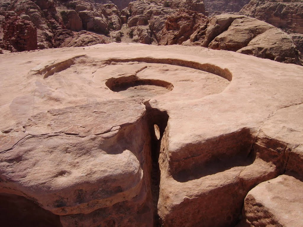 Al-Madbah Sacrificial Stone by har_marjara@yahoo.ca