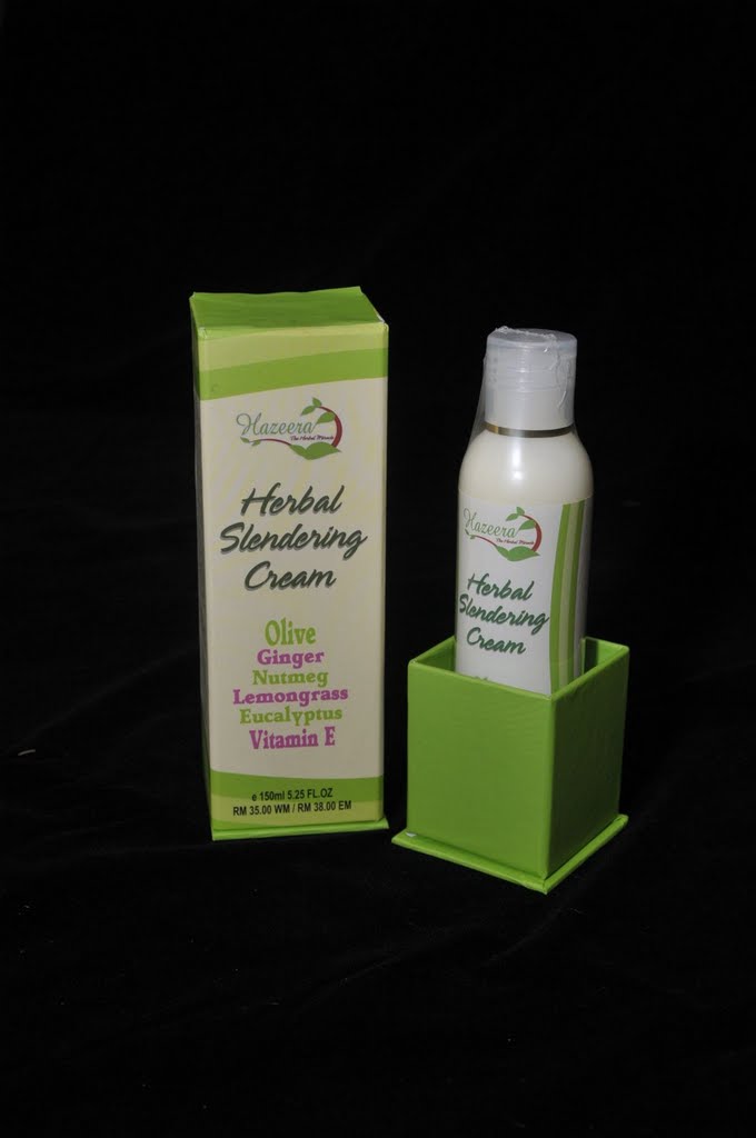 Krim Pelangsing Badan Herbal Slendering Cream Works 12 Hours - Incredible Result! by shadirapostnatal