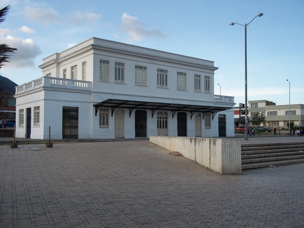 Antigua estación del tren by Arley1986