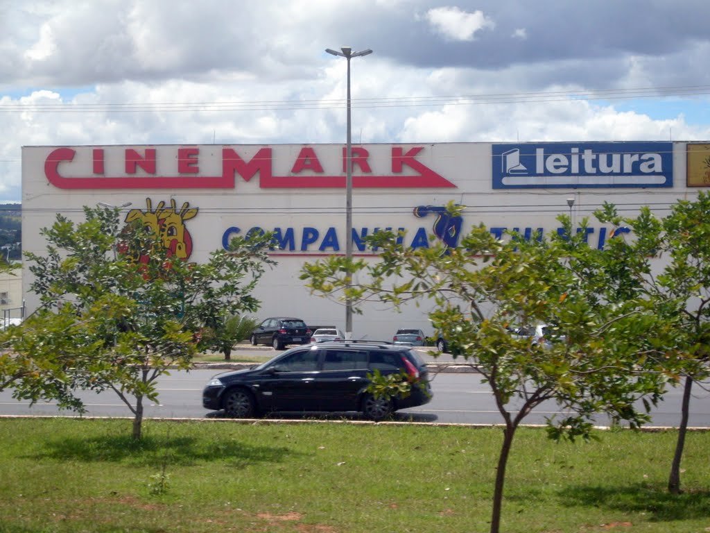 Logo Cinemark em destaque - Brasília DF by Luiz Paulo Oliveira