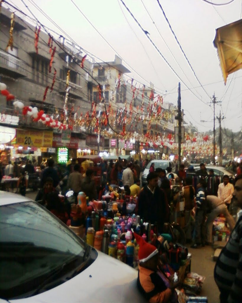 Kamla Nagar On Christmas 2010 by Ajay Walia