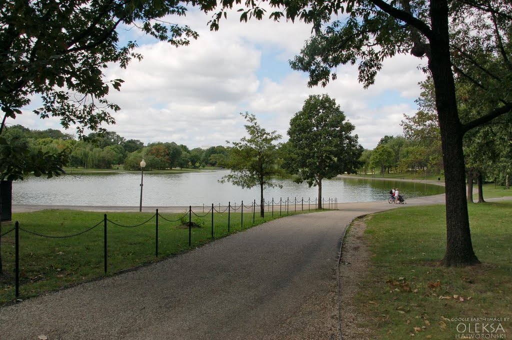 Constitution Gardens Ponds by Oleksa Haiworonski