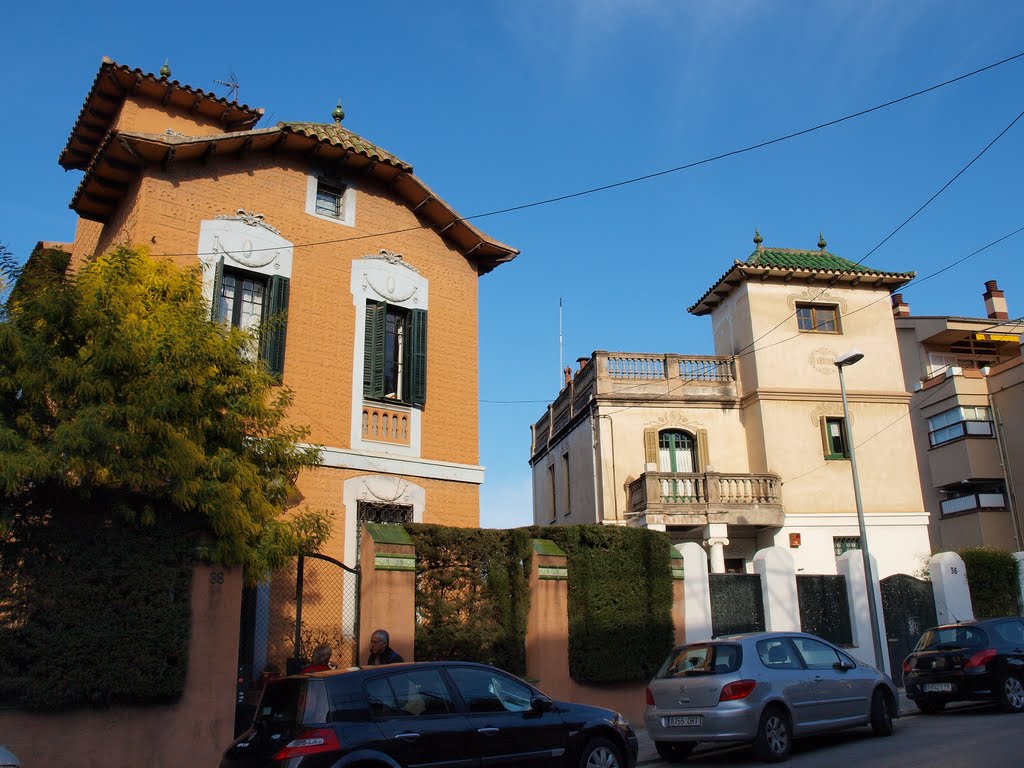 Carrer de Pedrell 38 y 36 by Otto Hans