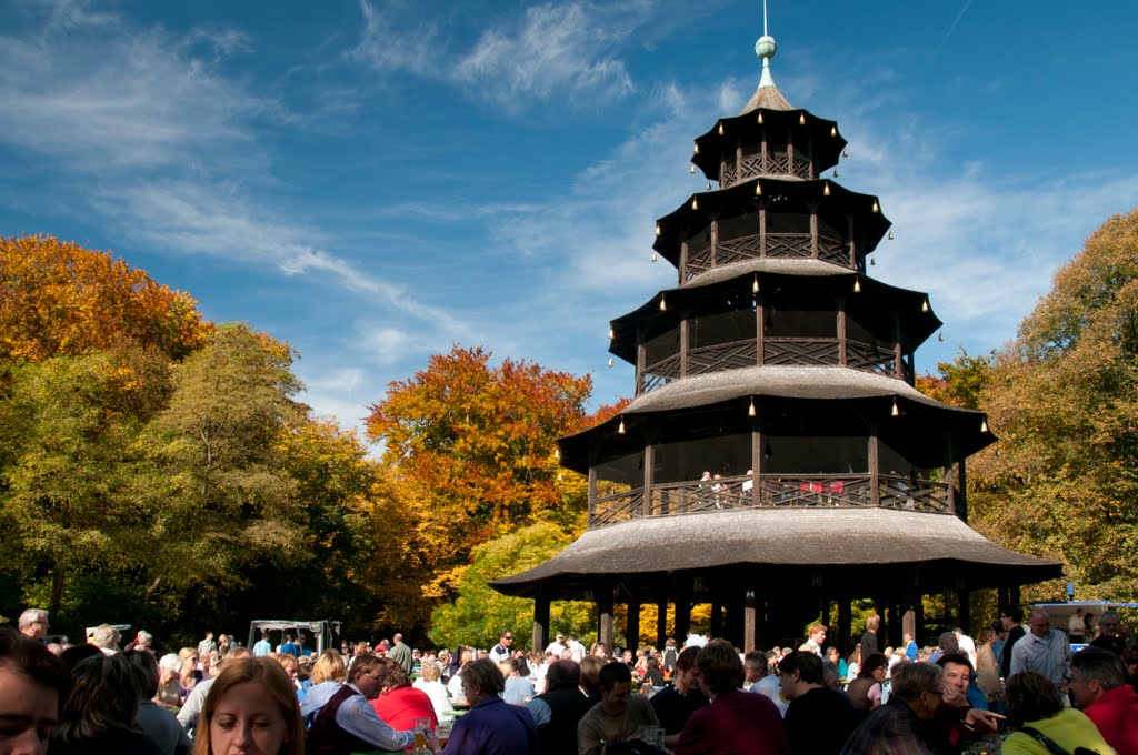 Chinese Tower by Wolfgang Saumweber